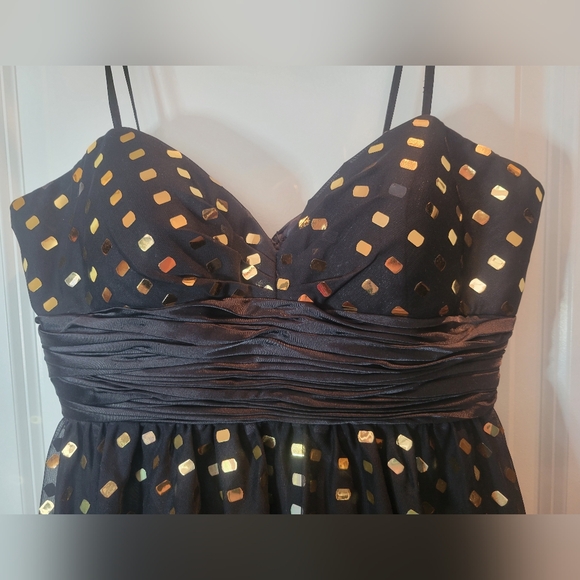Clarisse Dresses & Skirts - CLARISSE dress Women black metallic gold off-shoulder spaghetti strap Size 8